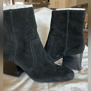 Blondo Waterproof Black Suede Booties